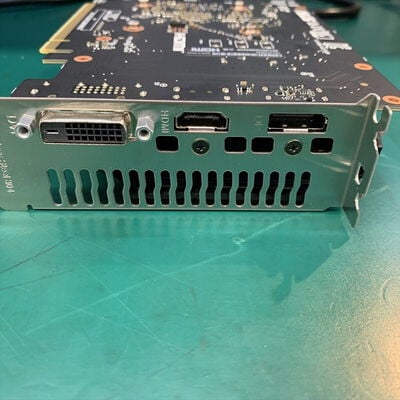 【横浜駅前店】中古  各社 GeForce RTX3050 (8GB PCI-E) 148968 