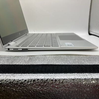 【八王子店】中古  HP ENVY x3602-in-1 Laptop 1230010754 