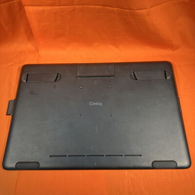 【なんば店】中古  WACOM Cintiq 16 DTK1660K1D (液晶ペンタブレット) 3280021566 