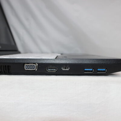 【通販センター】中古  FUJITSU LIFEBOOK A5511/G(Intel Core i5 1145G7 2.60GHz/16GB DDR4/SSD256GB/MULTI/オンボード/15.6/1920x1080/GbE/Wi-Fi/WEBCAM/W11H/VBT) 196509 