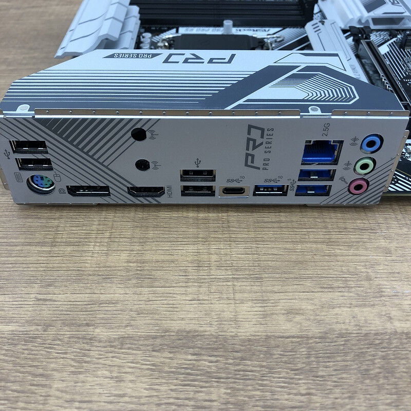 中古 ASRock Z790 Pro RS (Z790 1700 ATX DDR5) 152756