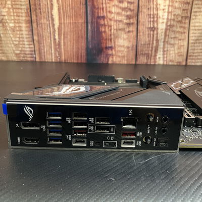 【富士青葉店】中古  ASUS ROG STRIX B850-F GAMING WIFI (B850 AM5 ATX) 175471 