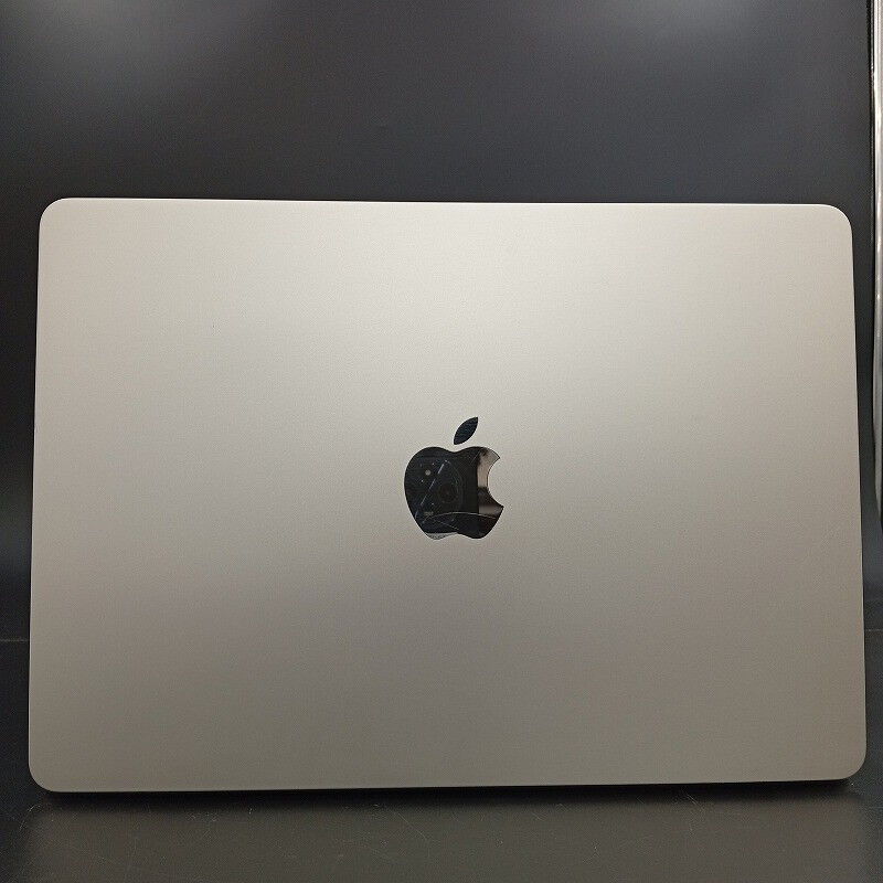 中古 Apple MacBook Air 2024 スターライト Z1BA0019J(Apple M3