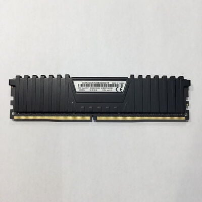 【松山環状枝松店】中古  PC4-25600 16GB デスクトップ用(DDR4-3200) 140728 