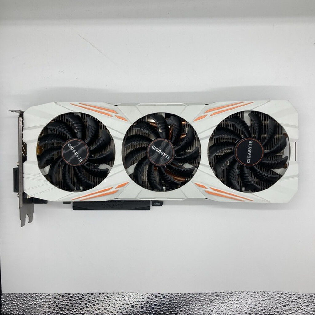中古 GIGABYTE GV-N108TGAMING OC-11GD(GTX1080Ti GDRX5) 133969