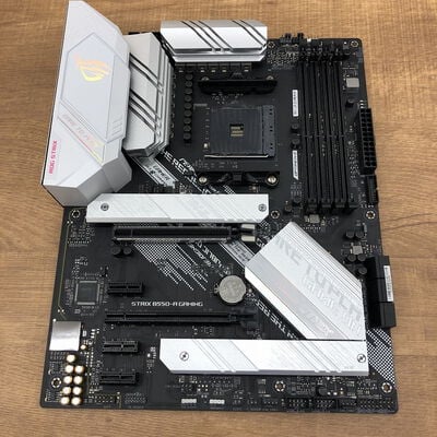 【宇都宮鶴田店】中古  ASUS ROG STRIX B550-A GAMING 5280000739 
