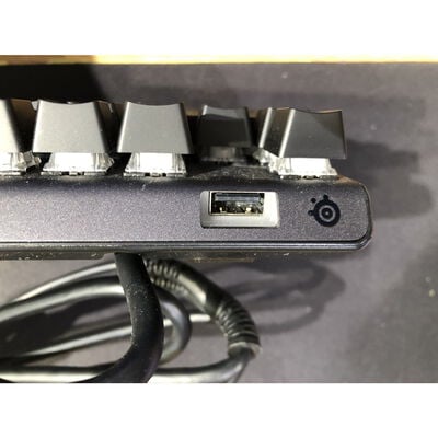 【水戸赤塚店】中古  SteelSeries Apex 7 TKL Blue Switch 4680002207 