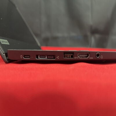 【静岡東瀬名店】中古  LENOVO ThinkPad X13 (AMD Ryzen 5 Pro 4650U 2.10GHz/32GB/SSD256GB/-/オンボード/13.3/1920x1080/Wi-Fi/WEBCAM/W11P/Microsoft Office Home and Business 2024) 184183 