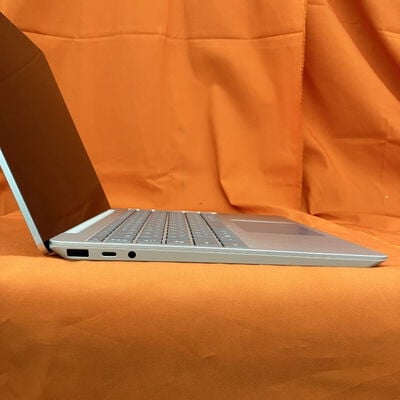 【なんば店】中古  Microsoft Surface Laptop Go(Core i5 1035G1 1.00GHz/8GB/SSD128GB/Intel UHD Graphics/12.4ｲﾝﾁ/WLAN/WEBCAM/W11P64) 3410011999 