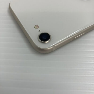 【秋葉原本店】中古  【国内版SIMフリー】Apple iPhoneSE 4.7インチ (第3世代) 256GB (スターライト) MMYK3J/A 154867 