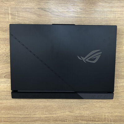 【津ラッツ店】中古  ASUS ROG Strix SCAR 17 X3D G733PYV 4990001245 