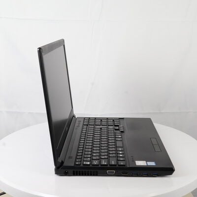 【通販センター】中古  Fujitsu  LIFEBOOK A579/BW FMVA6400XD(Intel Core i5 8265U/8GB/HDD500GB/DVD Reader/オンボード/15.6/1366x768/Wi-Fi/W11H64 MAR) 185270 