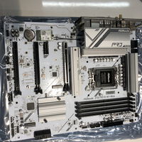 中古  ASRock B760 Pro RS WiFi White (B760 1700 ATX DDR5) 4740000534 
