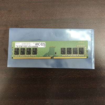 【福山ココローズ店】中古  PC4-25600 8GB デスクトップ用(DDR4-3200) 140727 