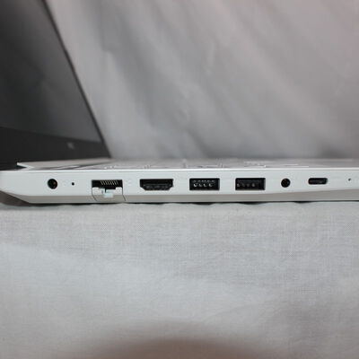 【通販センター】中古  NEC LAVIE Note Standard NS300/NAW PC-NS300NAW-E3(Intel Core i3 8145U/4GB/HDD1TB/DVD Writer/オンボード/15.6/1920x1080/Wi-Fi/W11H64 MAR) 185975【7/2大決算値下げ!】 