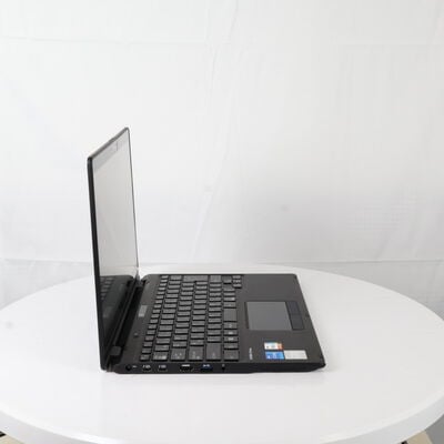【通販センター】中古  FUJITSU LIFEBOOK UH10/E3 FMVUU1FUV3 (Intel Core  i7 1135G7 2.40GHz/8GB/SSD256GB/-/オンボード/13.3/1920x1080/Wi-Fi/WEBCAM/W11H64 MAR) 186344 