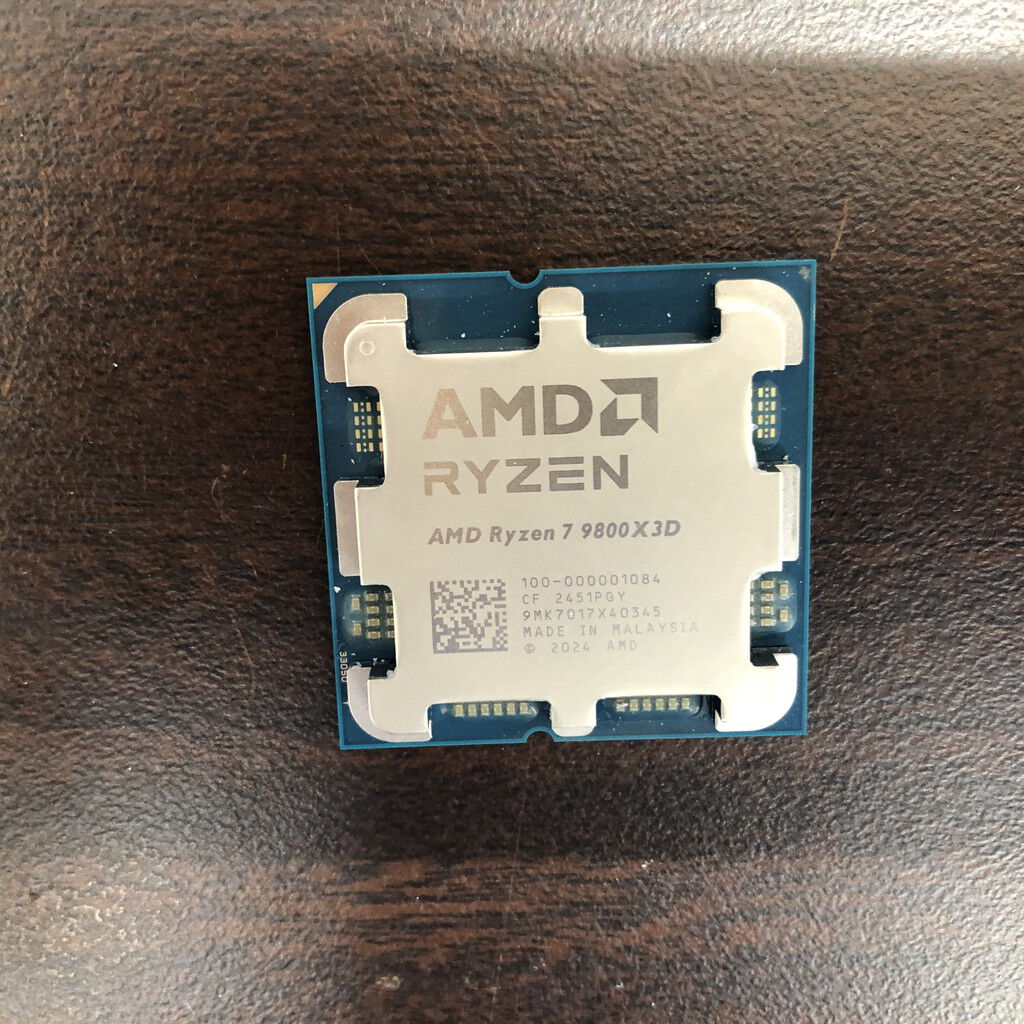 中古 AMD Ryzen 7 9800X3D (AM5/4.7/104M/C8/T16/120W) 1460025260