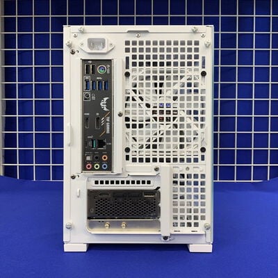 【横浜駅前店】中古  自作PC ゲーミングミニタワーPC (AMD Ryzen 7 5700X /32GB/SSD2TB/RTX4060Ti 8GB/Wし/有線LAN◯無線LAN◯) 3400008975 