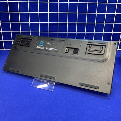【横浜駅前店】中古  Logicool G913 TKL（赤軸 LIGHTSPEED ゲーミングキーボード） 3400009175 