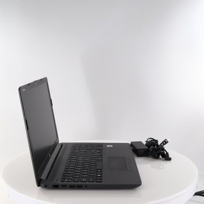 【秋葉原本店】中古  HP_250_G7(i5-1035G1/8GB/SSD256GB/W11P) 3410016015 