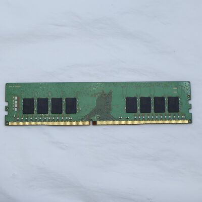 【通販センター】中古  PC4-21300 16GB デスクトップ用(DDR4-2666) 135638 