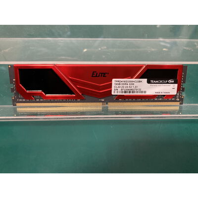 【富山本郷店】中古  PC4-25600 16GB デスクトップ用_ 184900 