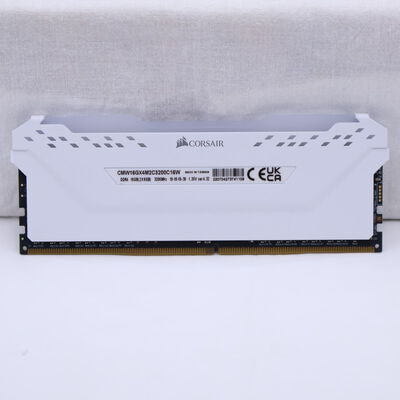 【通販センター】中古  PC4-25600 8GB デスクトップ用(DDR4-3200) 140727 