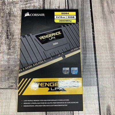 【広島店】中古  16GB 2枚組(合計32GB) PC4-28800/DDR4-3600 デスクトップ用 190910 