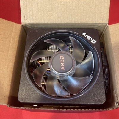 【千葉店】中古  AMD Ryzen 9 7900 BOX(AM5/3.7GHz/76M/C12/T24/65W) 3250006657 