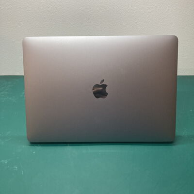 【浦添城間店(沖縄)】中古  Apple MacBook Pro 13インチ 2020 (M1 8CPU 8GPU/8GB/512GB) スペースグレイ MYD92J/A 144581 