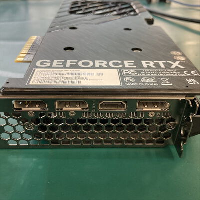 【横浜駅前店】中古  各社 GeForce RTX4060 (8GB PCI-E) 158788 