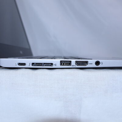 【通販センター】中古  【ジャンク品/保証無/返品質問不可】NEC VersaPro タイプVB PC-VKM17BZG4 (Core i5 8350U/8GB/SSD256GB/-/オンボード/12.5/1366x768/Wi-Fi/WEBCAM/W11H64 MAR) 186220 