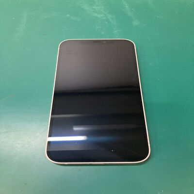 【浦添城間店(沖縄)】中古  【SIMロック解除済み】【au】Apple iPhone12 6.1インチ 128GB (ホワイト) MGHV3J/A 155543 