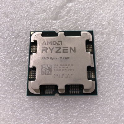 【甲府飯田店】中古  AMD Ryzen 9 7900 (AM5/3.7GHz/76M/C12/T24/65W) 4720002253 