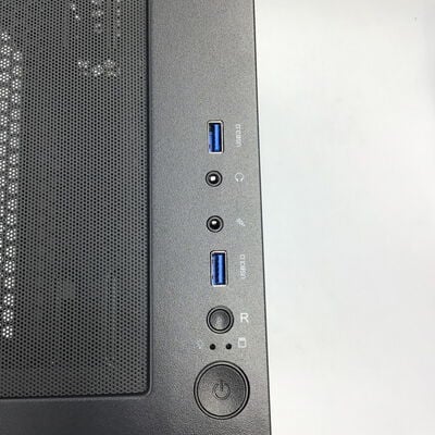 【白山FM松任店】中古  Thermaltake CA-1X2-00M1WN-00(S200 TG ATX BK) 4950001313 