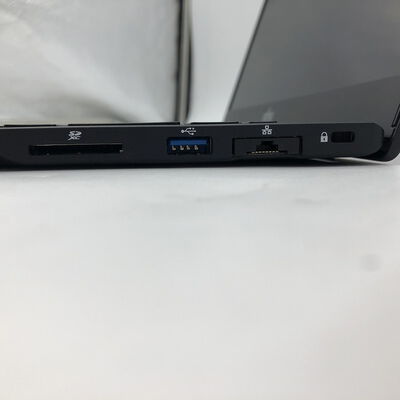 【盛岡都南店】中古  FUJITSU LIFEBOOK UH90/D2 4580002102 