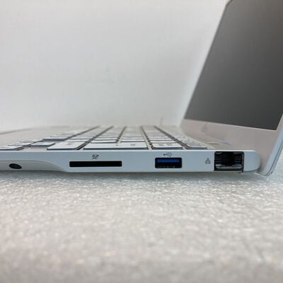 【京都店】中古  富士通 LIFEBOOK UH92/G2 (Core i5-1235U/16GB/SSD512GB/なし/オンボード/13.3/1920x1080/W11H) 3180006631 