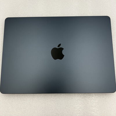 【新潟店】中古  Apple MacBook Air 13インチ 2026 (M5 10CPU 8GPU/16GB/512GB) ミッドナイト MDHE4J/A 3290007576 