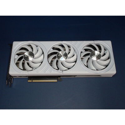 【前橋ｲﾝﾀｰｱｶﾏﾙ店】中古  Palit NE75070U19K9-GB2050W  (RTX5070 12G) 4540002398 