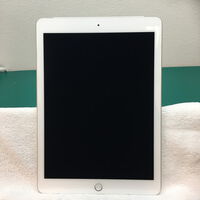 中古  【SoftBank】Apple iPad (2017) Wi-Fi + Cellular 32GB シルバー MP1L2J/A 136539【在庫処分!】 