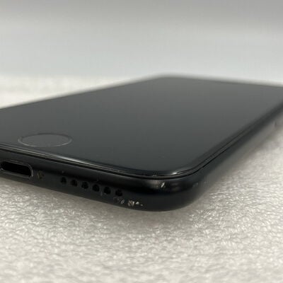 【新潟店】中古  【au】Apple iPhoneSE 4.7インチ (第2世代/2020) 256GB (ブラック) MHGW3J/A 新パッケージ版 146179 