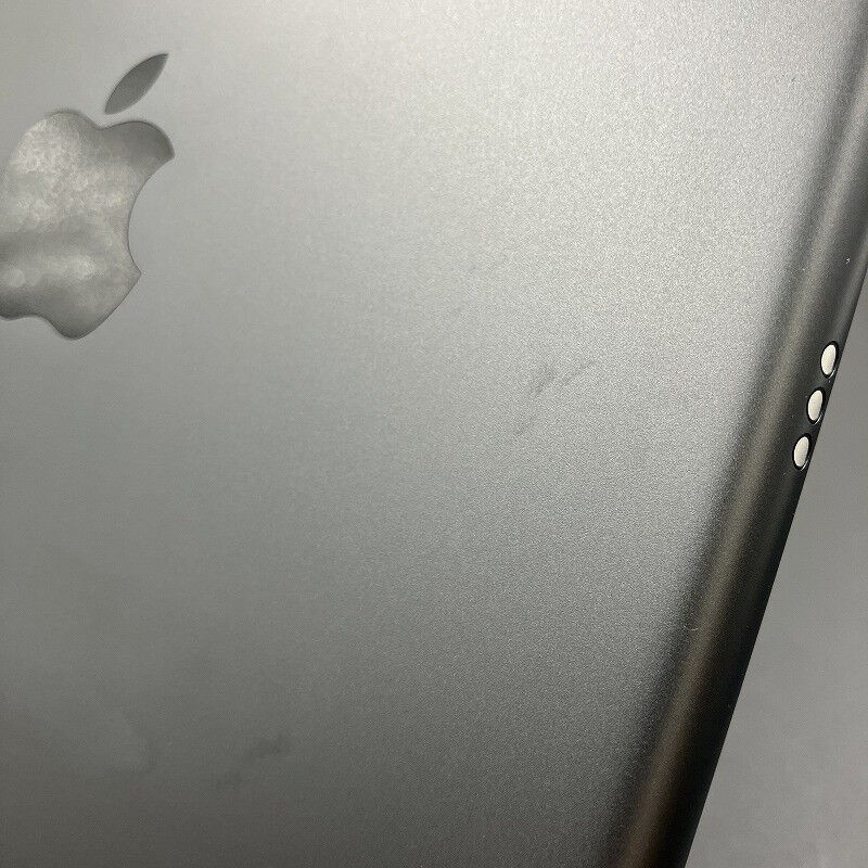 中古 【海外版】Apple iPad 第7世代/2019 Wi-Fi 32GB スペース