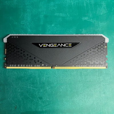 【静岡東瀬名店】中古  PC4-25600 8GB デスクトップ用 140727 