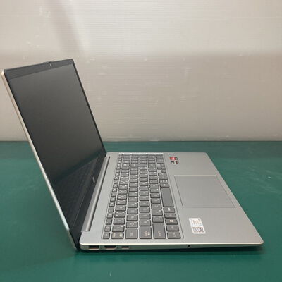 【浦添城間店(沖縄)】中古  HP Laptop 15-fc0003AU (AMD Ryzen5 7530U/16GB/SSD512GB//オンボード/15.6/1920x1080/Wi-Fi/WEBCAM/W11H64) 175197 