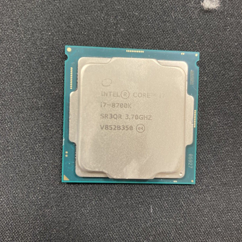 中古 INTEL Core i7 8700K (1151/3.70GHz/12M/C6/T12) 136197 （343149