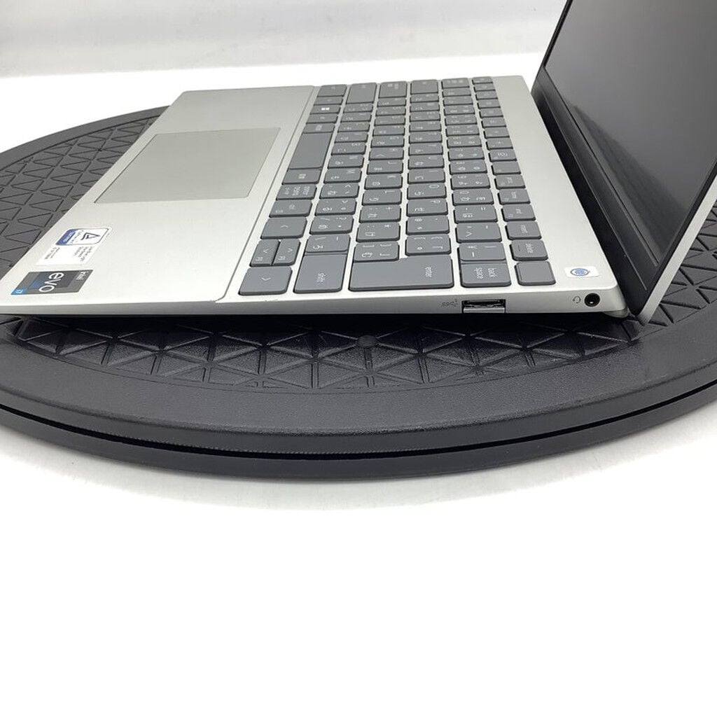中古 DELL Inspiron 13/P156G(i7-1260P/16GB/SSD512GB/W11P