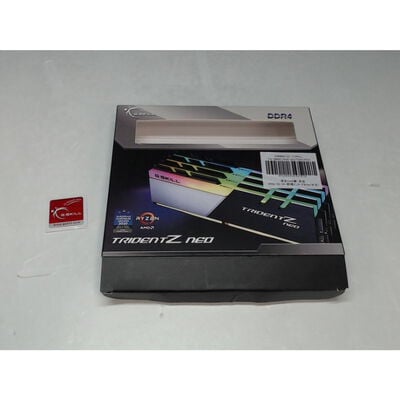 【前橋ｲﾝﾀｰｱｶﾏﾙ店】中古  G.SKILL F4-3600C16Q6-32GTZNC(PC4-28800/DDR4-3600 8GBx4枚セット) 4540002123 