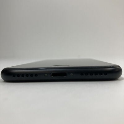 【神戸・三宮店】中古  【SoftBank】Apple iPhoneSE 4.7インチ (第2世代/2020) 128GB (ブラック) MXD02J/A 142486 