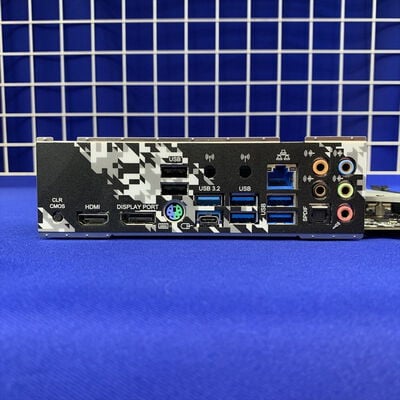 【横浜駅前店】中古  ASRock B550M Steel Legend (B550 AM4 mATX DDR4) 142939 