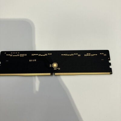 【なんば店】中古  PC5-44800 16GB デスクトップ用(DDR5-5600) 149153 